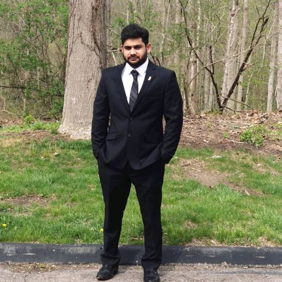 Poshmark profile picture for @rishikesh